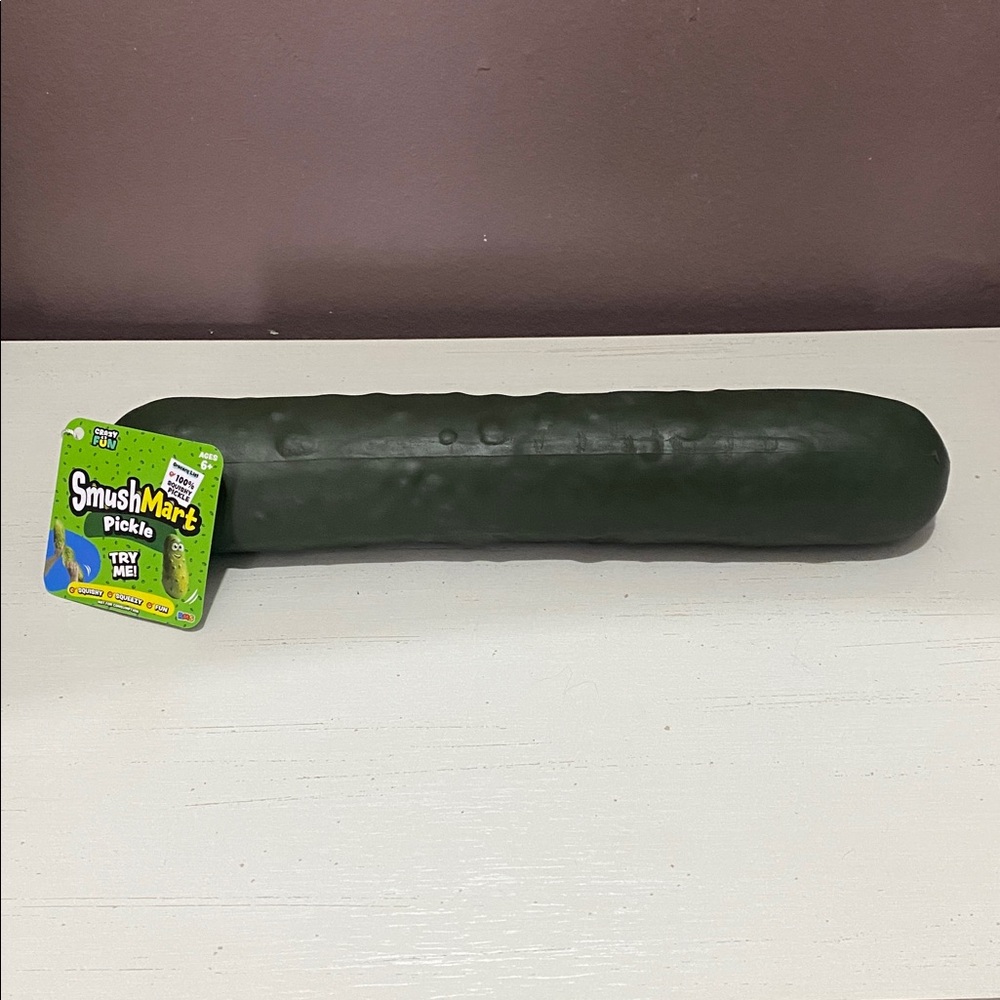 Plump Pickle Stress Relief Toy SmushMart Squishy Pickle 🥒